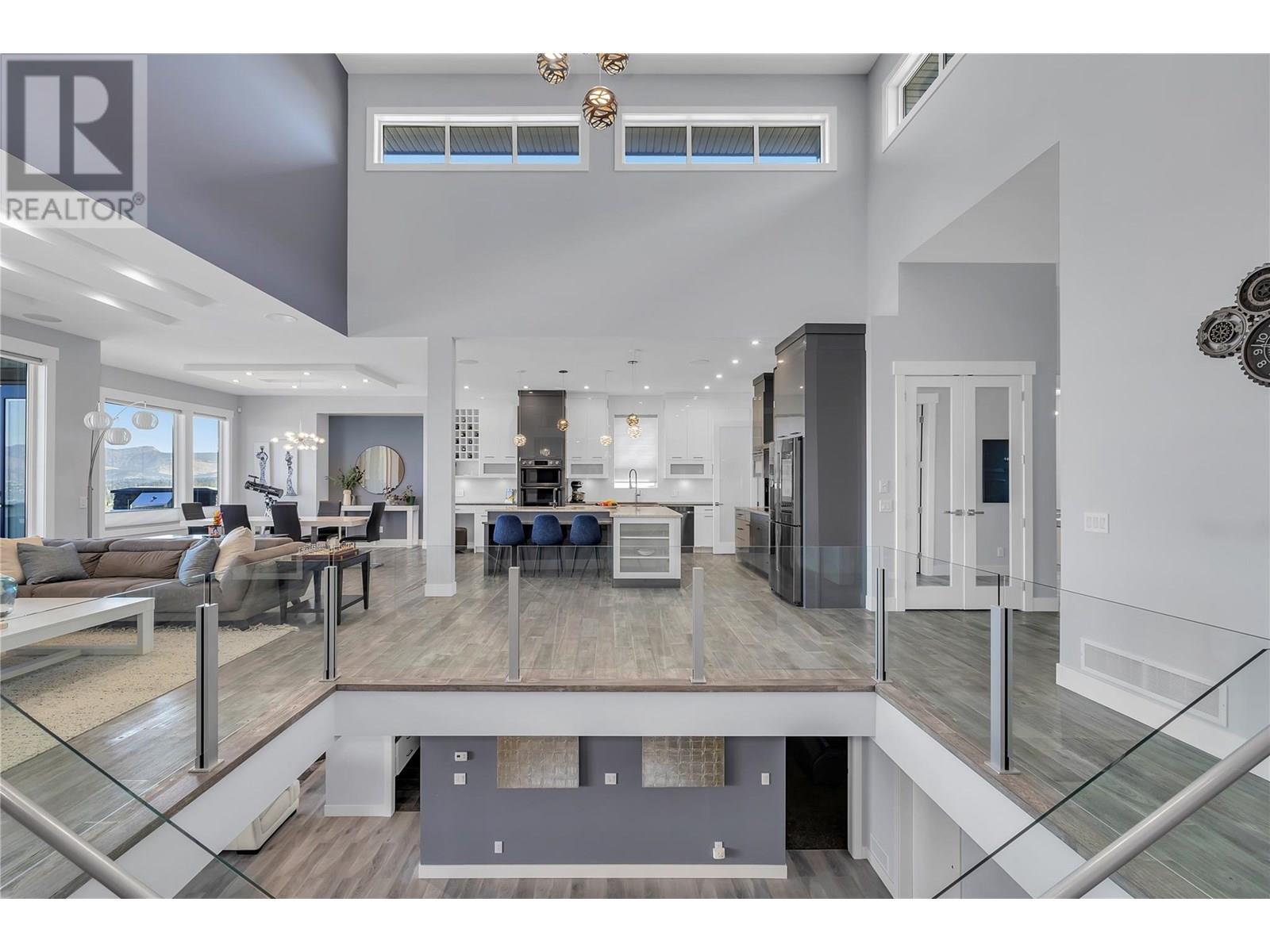 Property at 1088 Clarance Avenue image 1