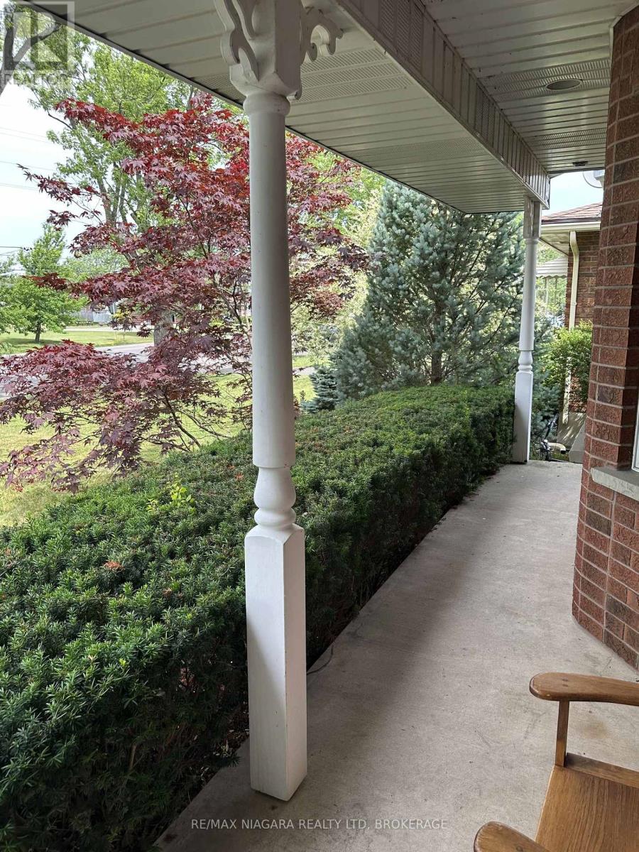 430 Gorham Road, Fort Erie, Ontario  L0S 1N0 - Photo 4 - X12288560