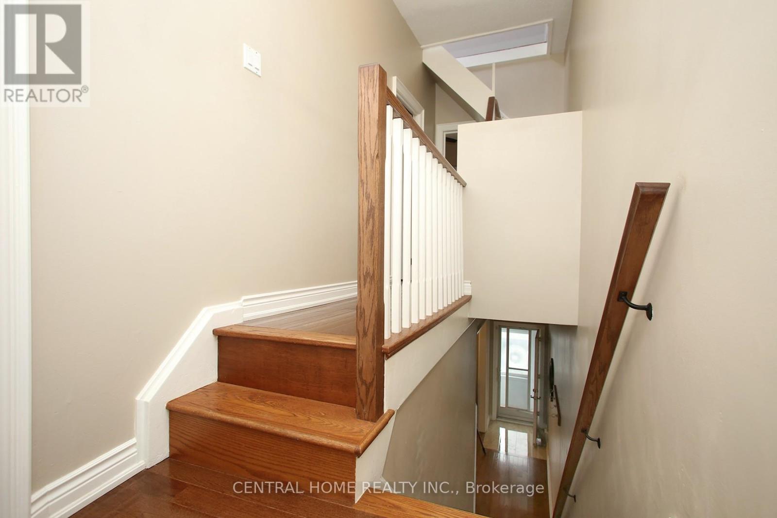 106 Carlaw Avenue, Toronto, Ontario  M4M 2R7 - Photo 17 - E12284192