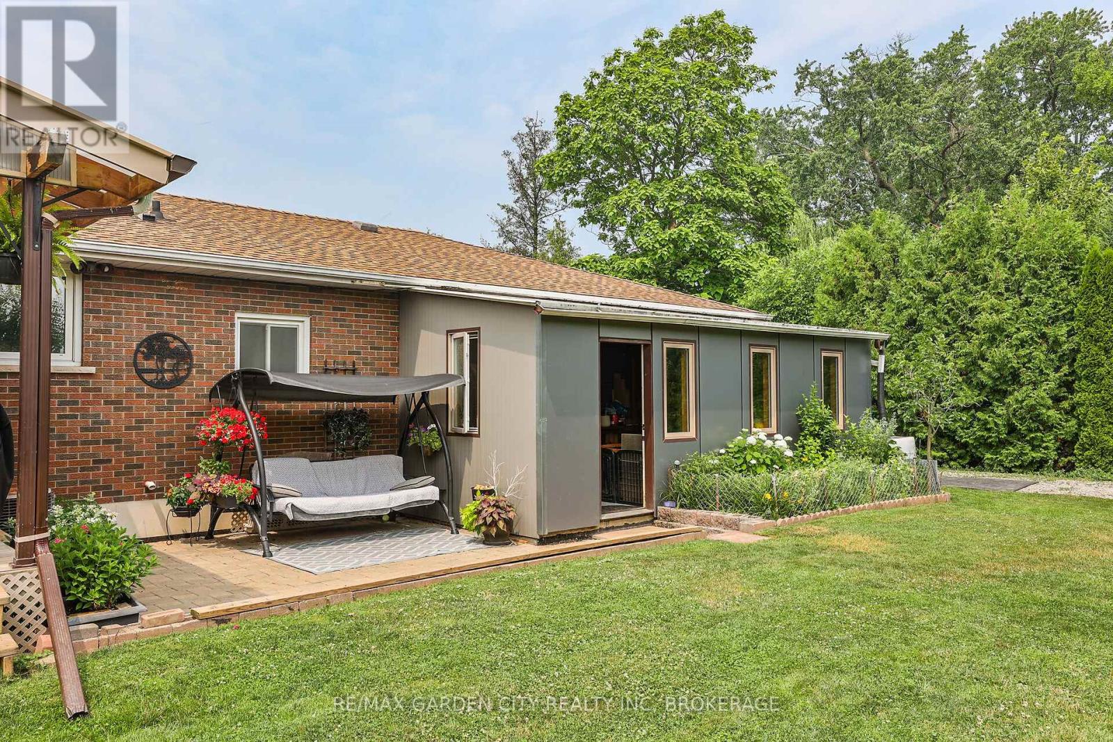 4399 Fifteenth Street, Lincoln, Ontario  L0R 1S0 - Photo 6 - X12285925
