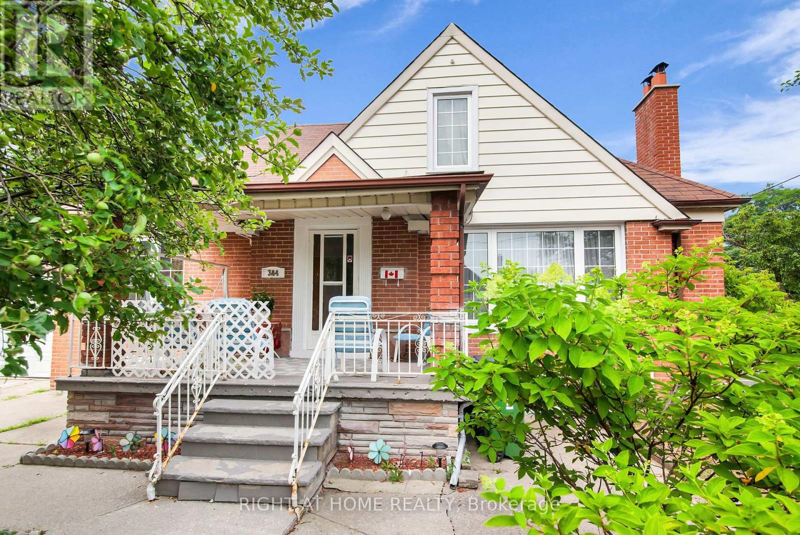 Property at 344 LINSMORE CRESCENT image 1