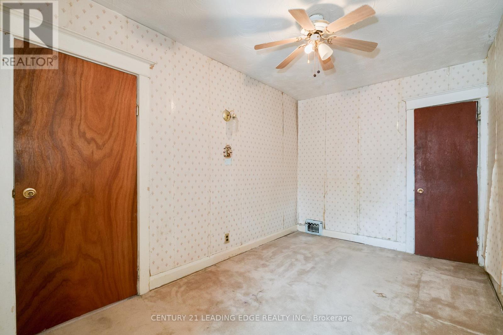 635 Coxwell Avenue, Toronto, Ontario  M4C 3B8 - Photo 27 - E12288367