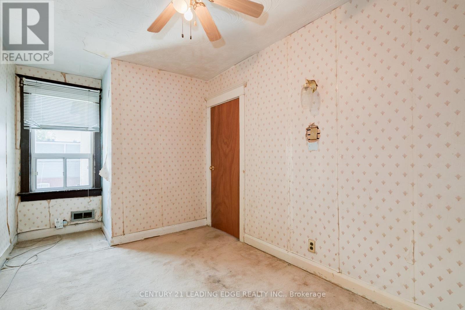 635 Coxwell Avenue, Toronto, Ontario  M4C 3B8 - Photo 28 - E12288367