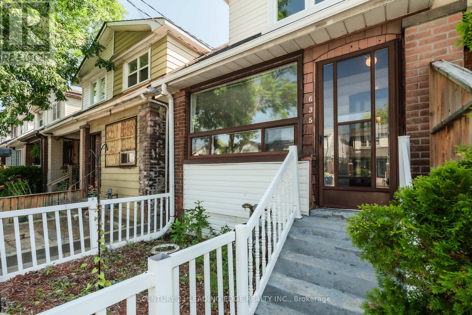 635 Coxwell Avenue, Toronto, Ontario  M4C 3B8 - Photo 44 - E12288367