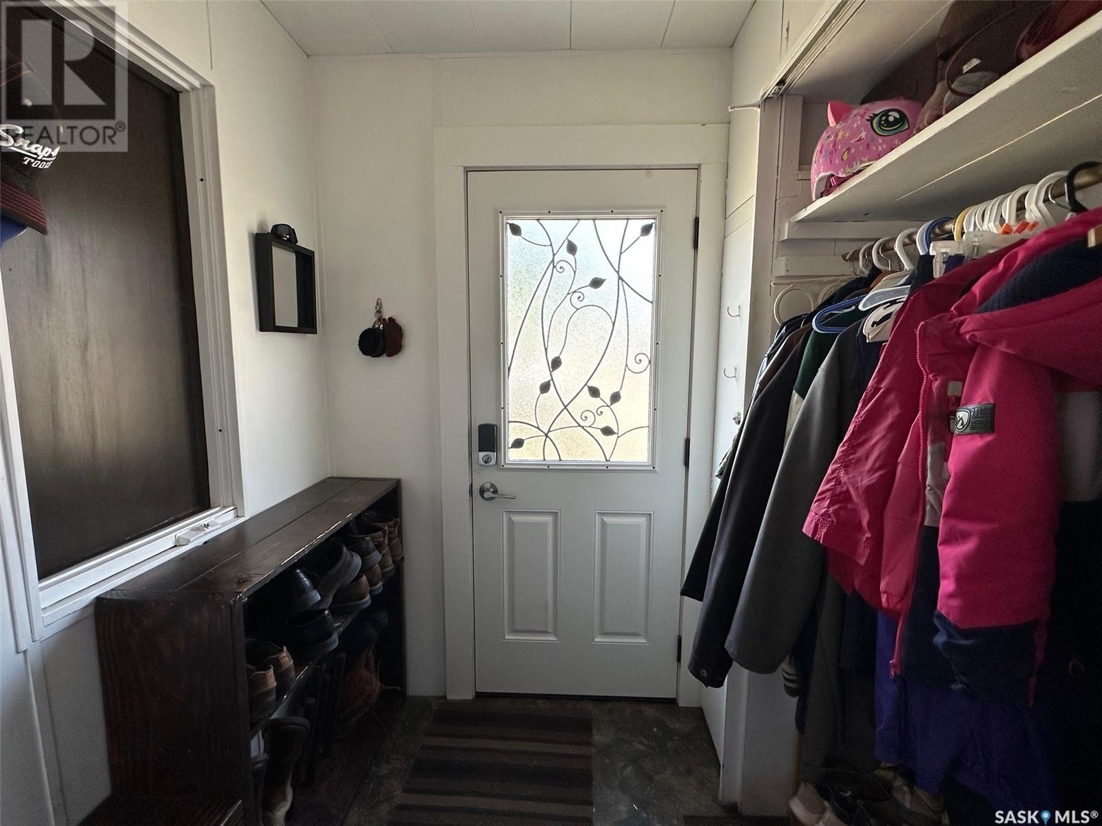 1217 2nd Street, Estevan, Saskatchewan  S4A 0M1 - Photo 3 - SK005486