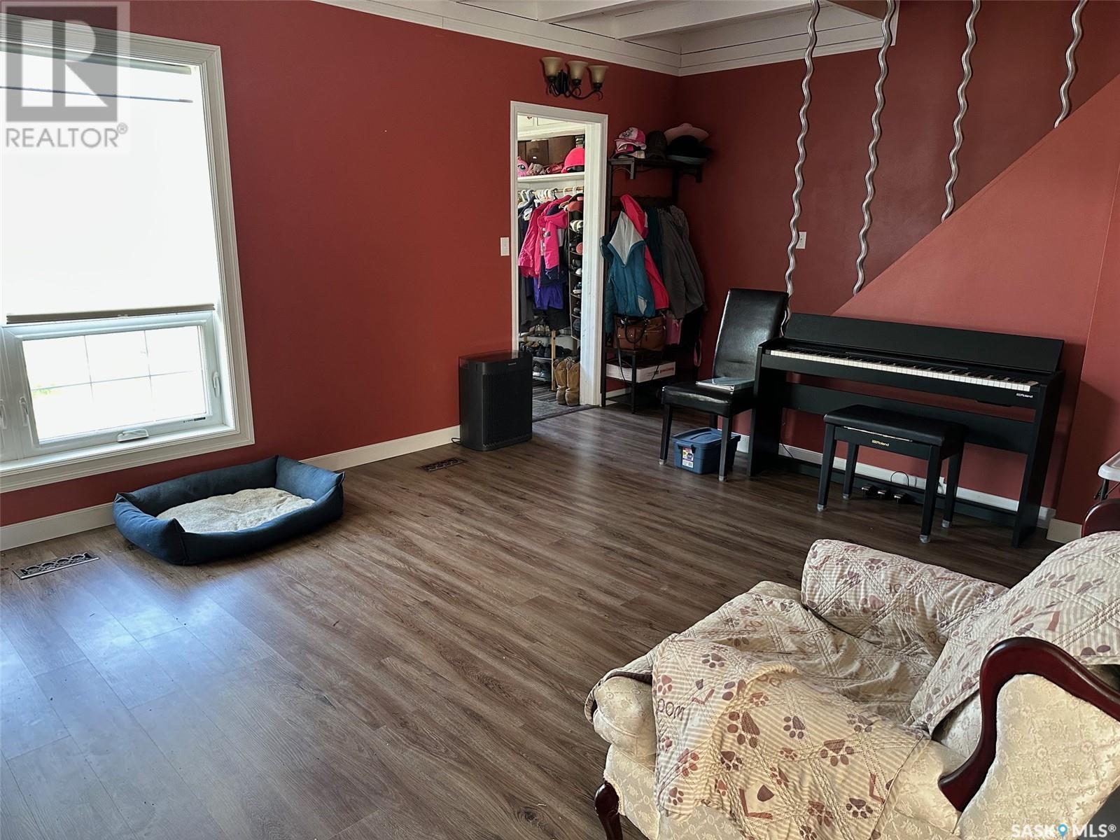 1217 2nd Street, Estevan, Saskatchewan  S4A 0M1 - Photo 5 - SK005486