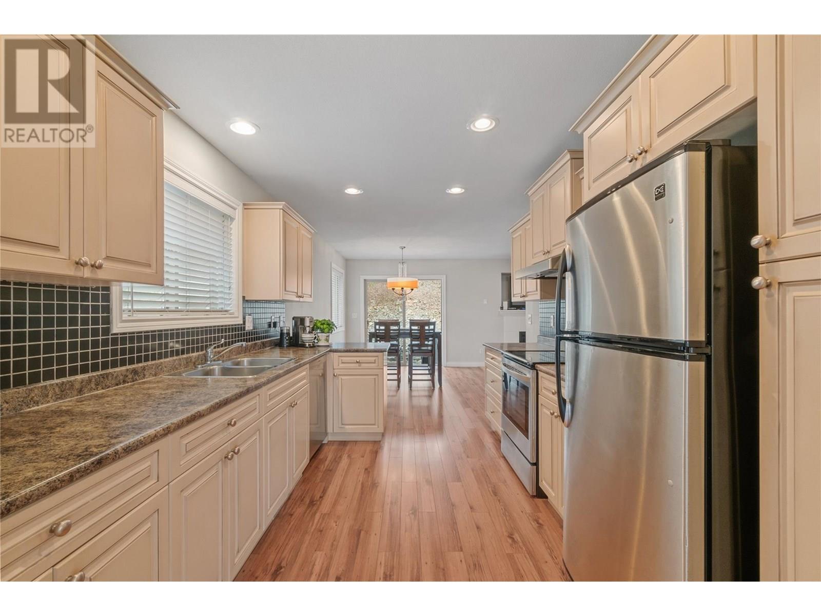 2042 Moonbeam Close West Kelowna Photo 9