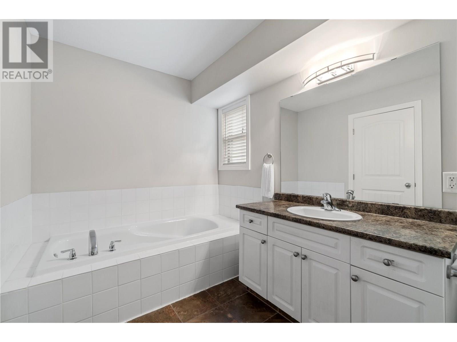 2042 Moonbeam Close West Kelowna Photo 19