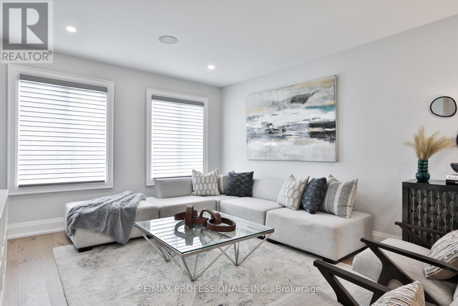 Property at 152 CHARMAINE ROAD image 5