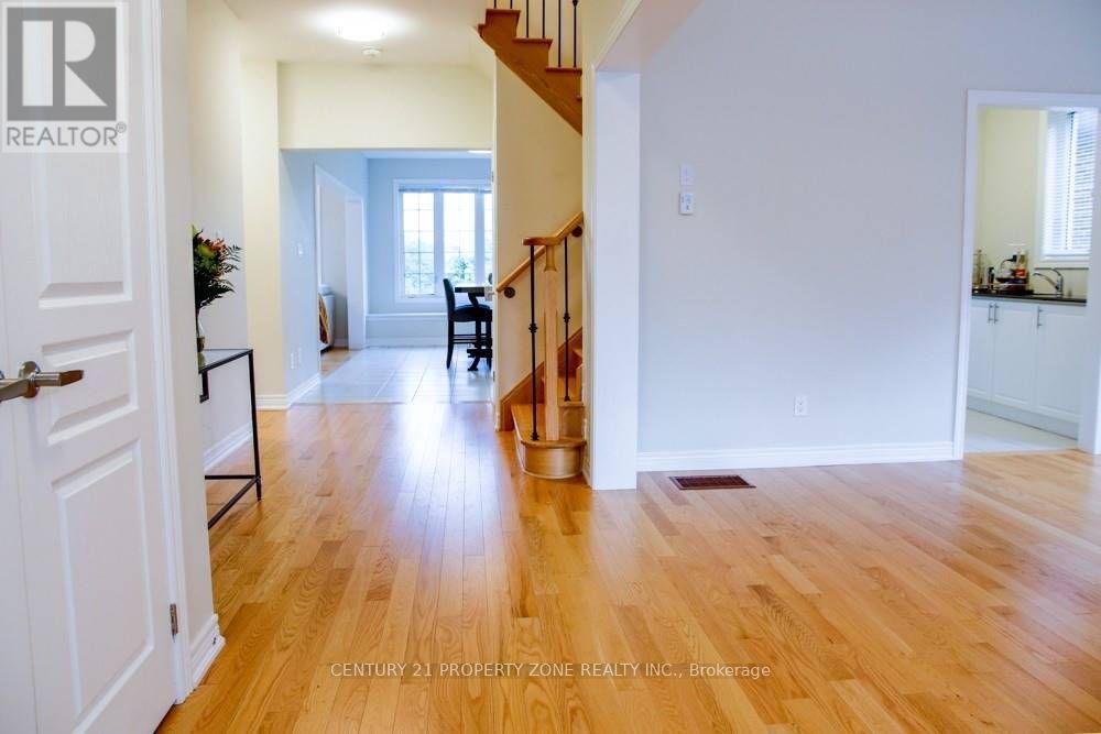 Property at 919 GREEN STREET image 5