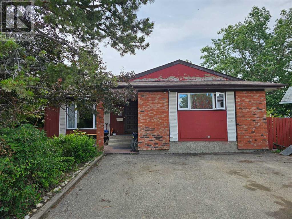 Property at 9933 82 Avenue image 1
