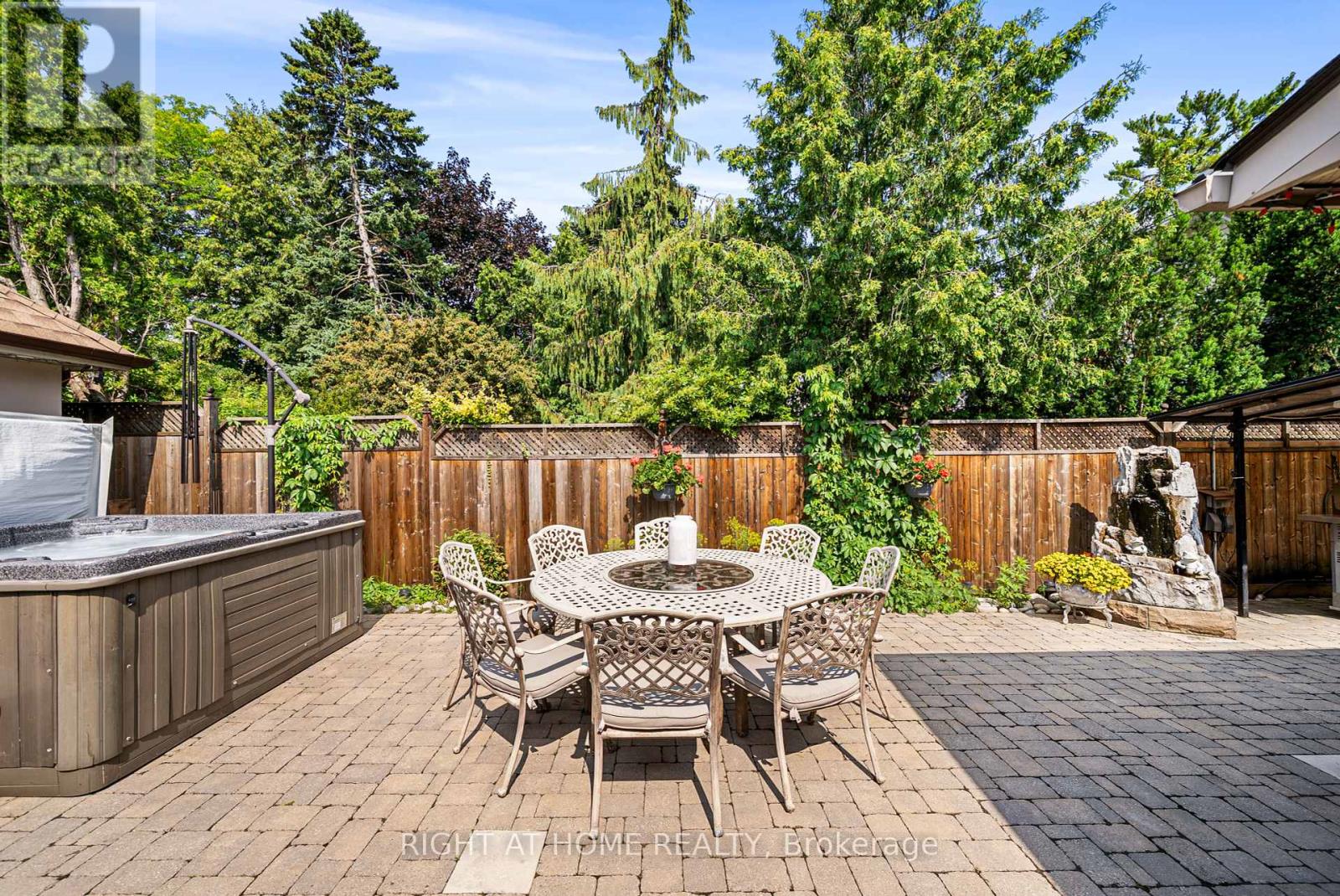 1045 Bloor Street, Mississauga, Ontario  L4Y 2N3 - Photo 40 - W12288362