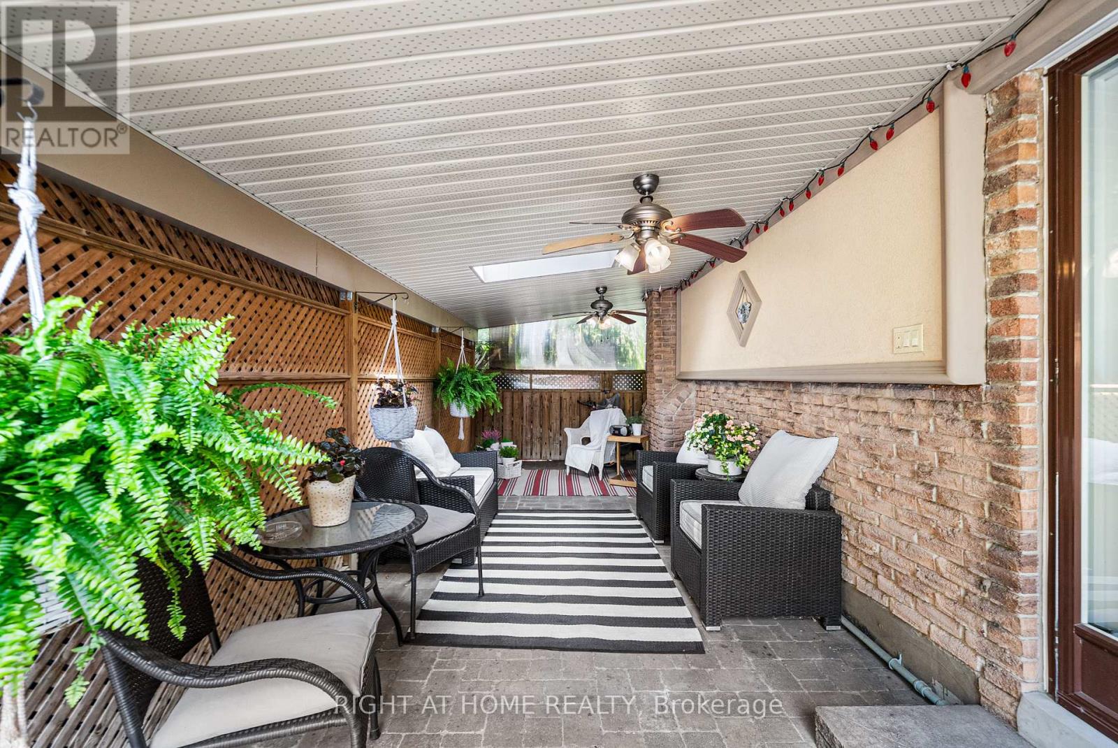 1045 Bloor Street, Mississauga, Ontario  L4Y 2N3 - Photo 44 - W12288362