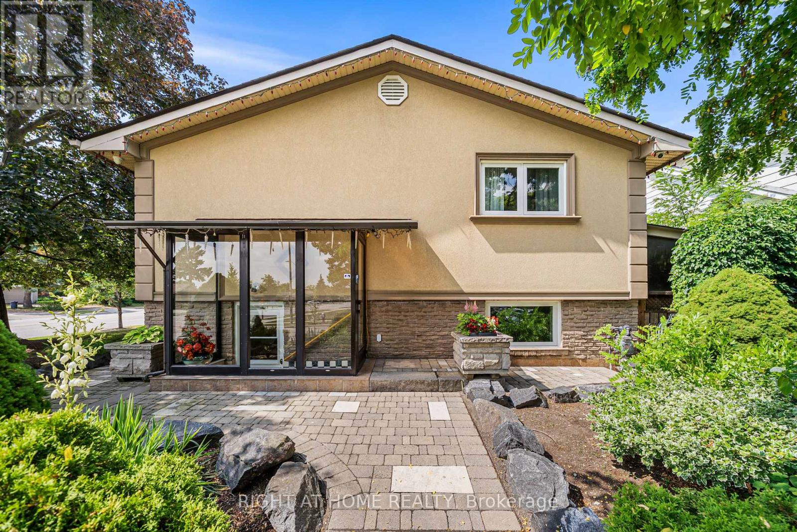 1045 Bloor Street, Mississauga, Ontario  L4Y 2N3 - Photo 46 - W12288362