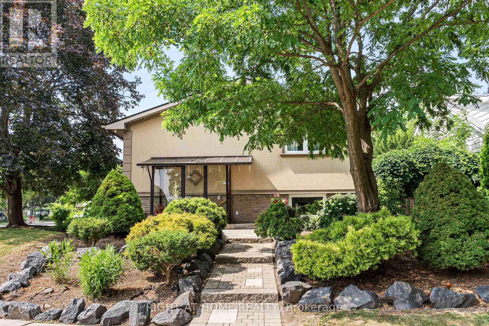 1045 Bloor Street, Mississauga, Ontario  L4Y 2N3 - Photo 50 - W12288362