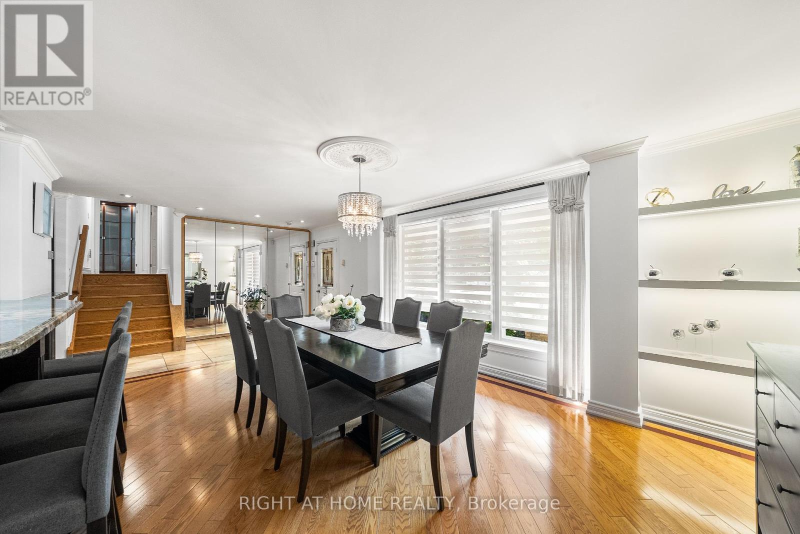 1045 Bloor Street, Mississauga, Ontario  L4Y 2N3 - Photo 8 - W12288362