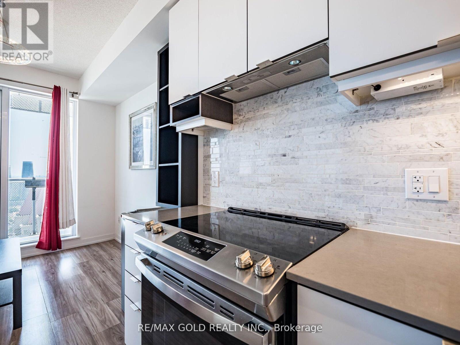3705 - 4065 Confederation Parkway, Mississauga, Ontario  L5B 0L4 - Photo 12 - W12288371
