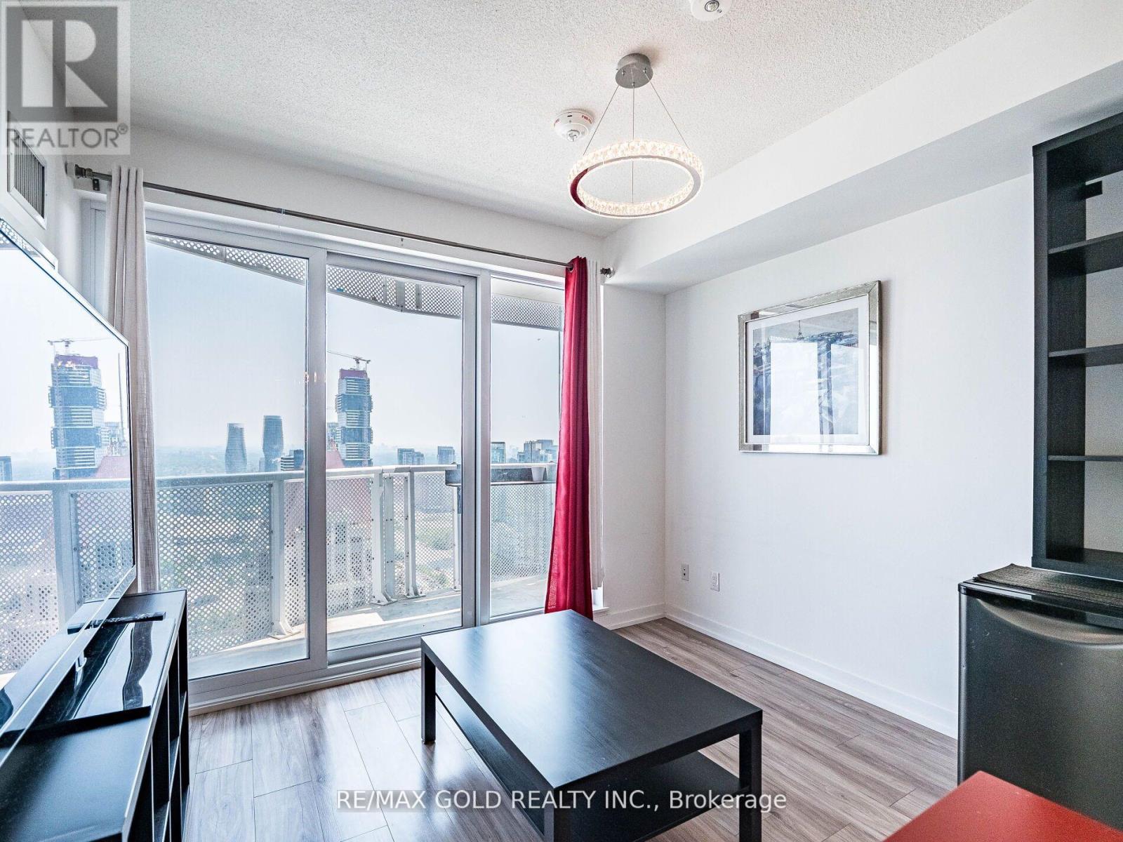3705 - 4065 Confederation Parkway, Mississauga, Ontario  L5B 0L4 - Photo 13 - W12288371