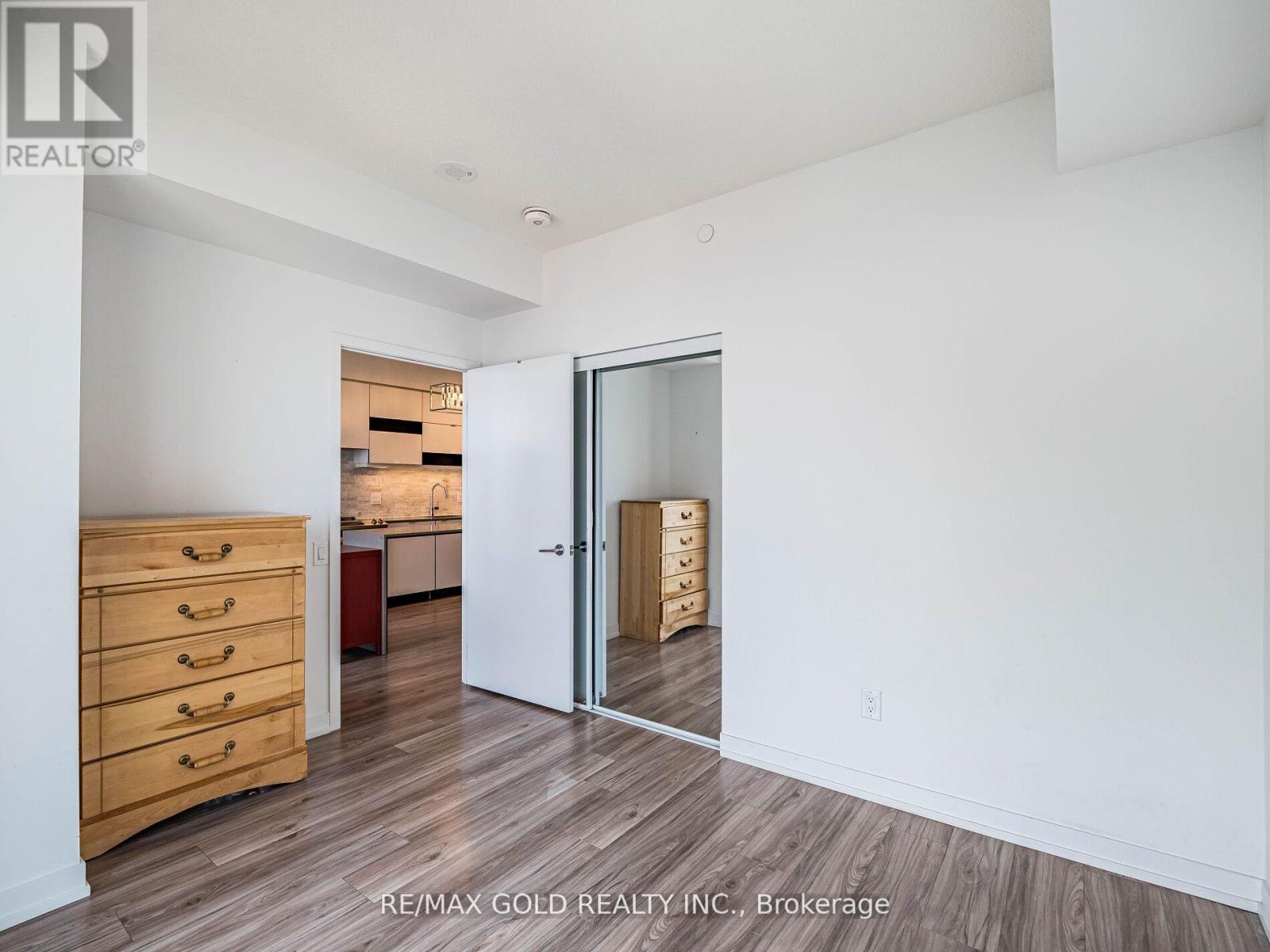 3705 - 4065 Confederation Parkway, Mississauga, Ontario  L5B 0L4 - Photo 16 - W12288371