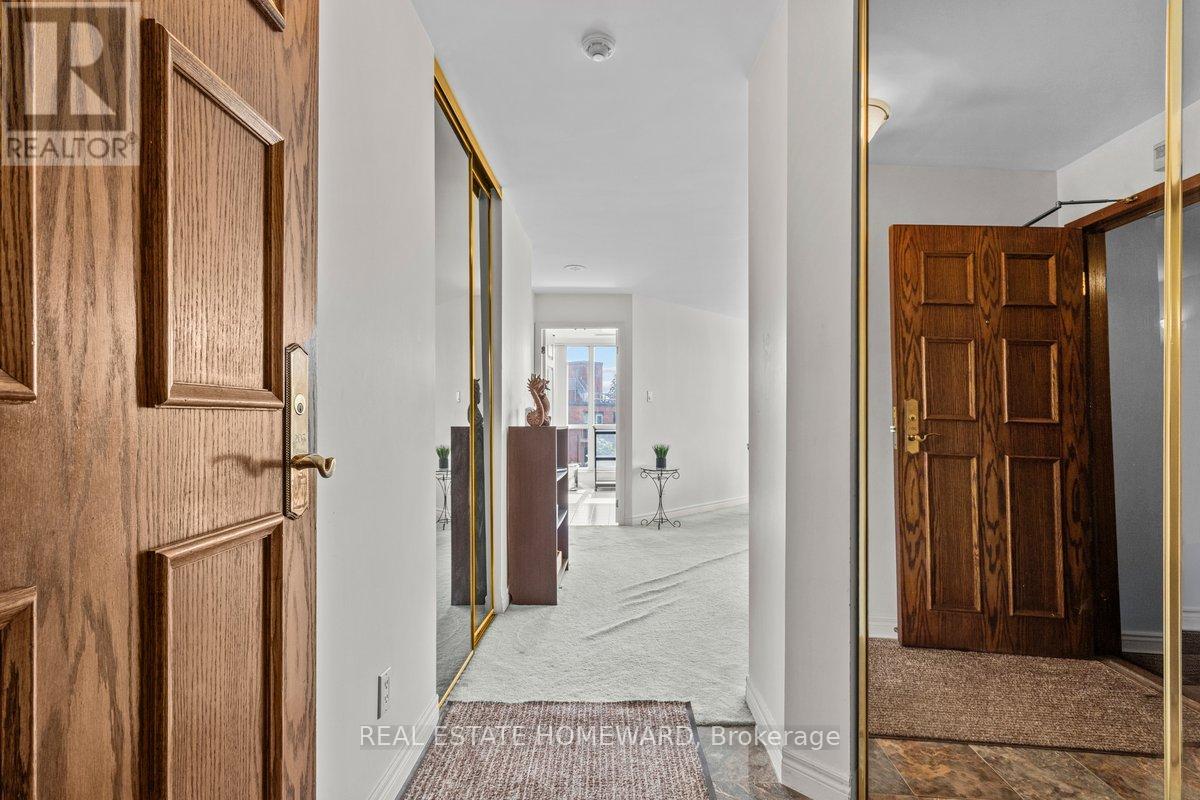 203 - 2285 Lake Shore Boulevard W, Toronto, Ontario  M8V 3X9 - Photo 5 - W12288400
