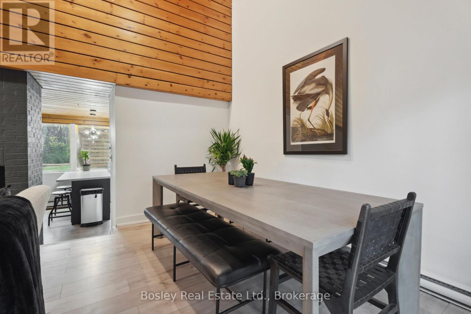 101 St Moritz Crescent, Blue Mountains, Ontario  L9Y 0S6 - Photo 16 - X12288386