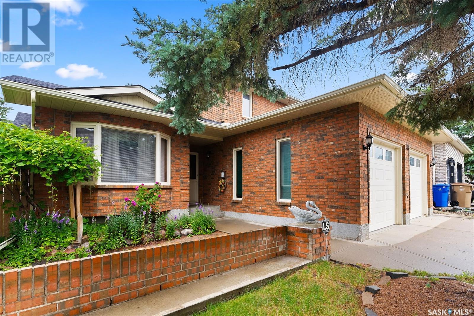 Property at 238 Rogers ROAD image 3
