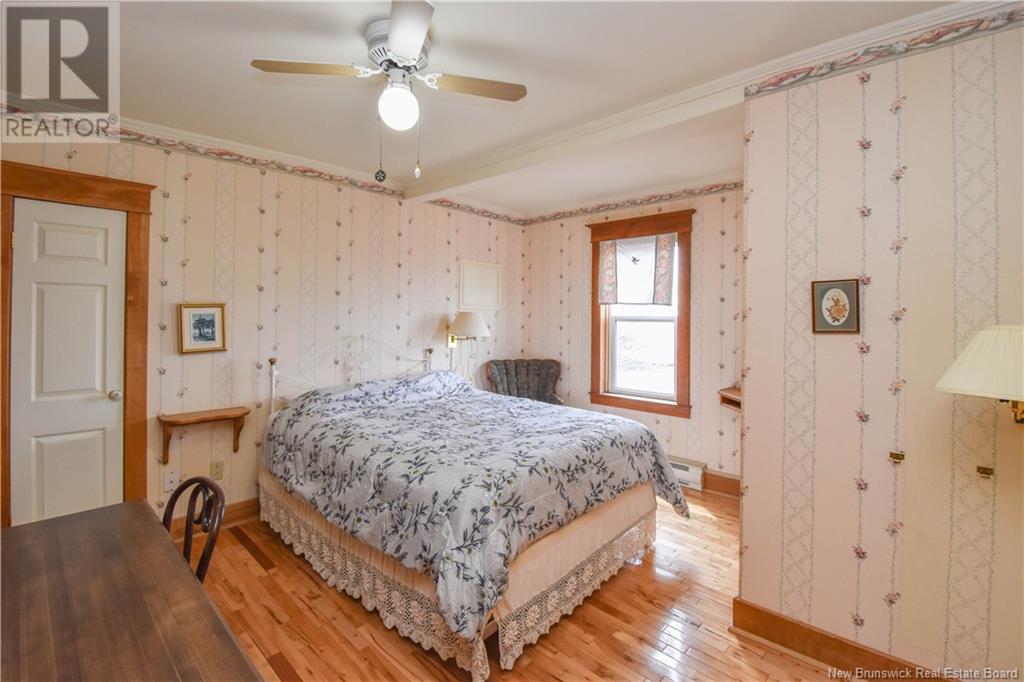 98 Saint-Pierre Ouest Boulevard, Caraquet, New Brunswick  E1W 1B6 - Photo 37 - NB122541
