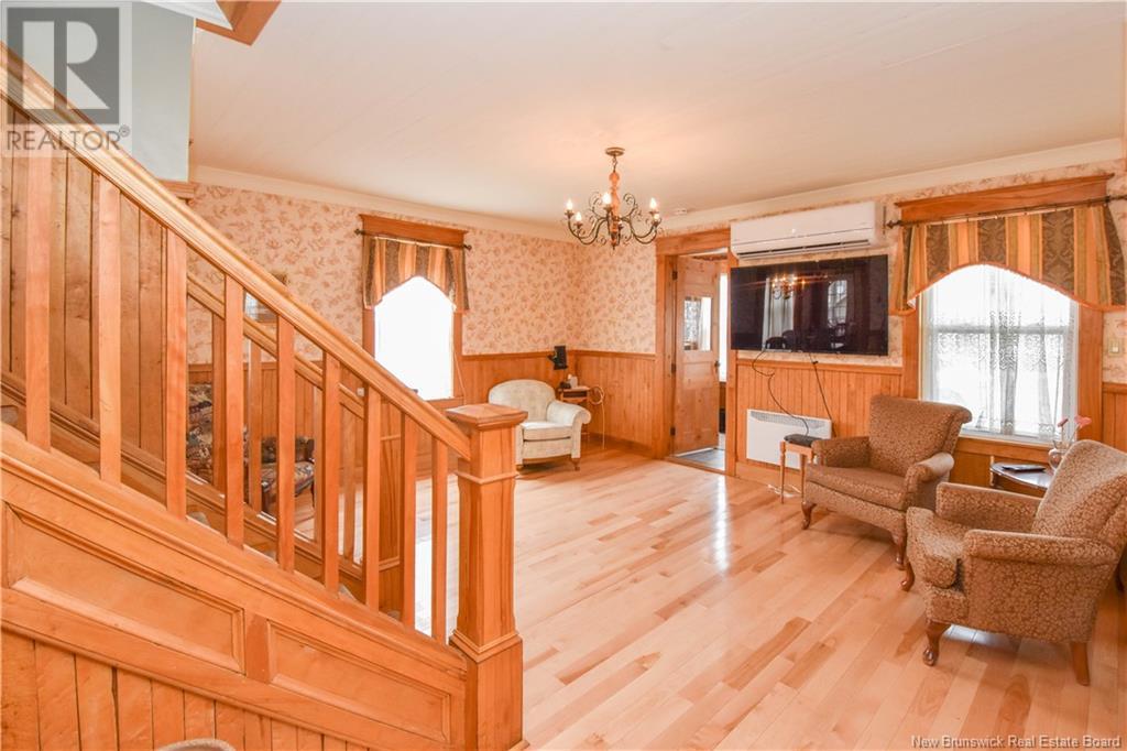 98 Saint-Pierre Ouest Boulevard, Caraquet, New Brunswick  E1W 1B6 - Photo 12 - NB122541