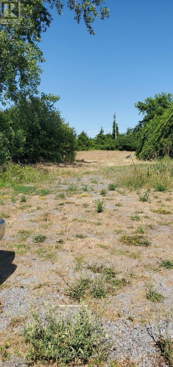 67 Dorland Drive, Greater Napanee (Greater Napanee), Ontario  K7R 3K7 - Photo 1 - X12288740