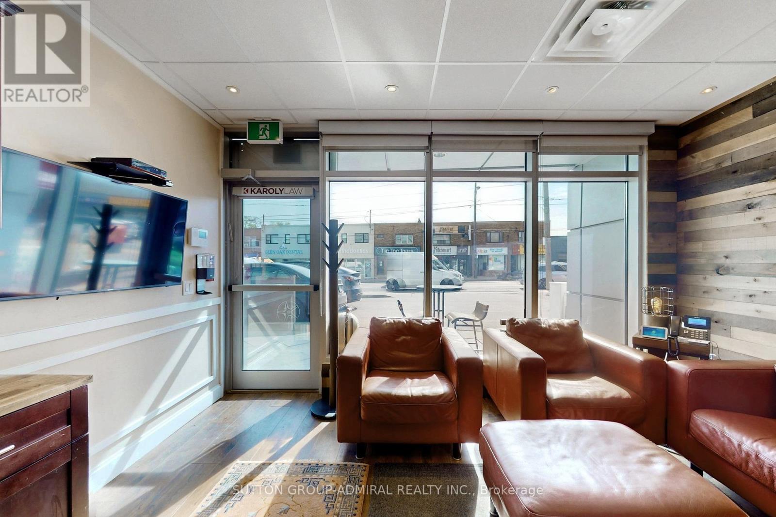 103-105 - 2828 Bathurst Street, Toronto, Ontario  M6B 3A7 - Photo 6 - C12288509