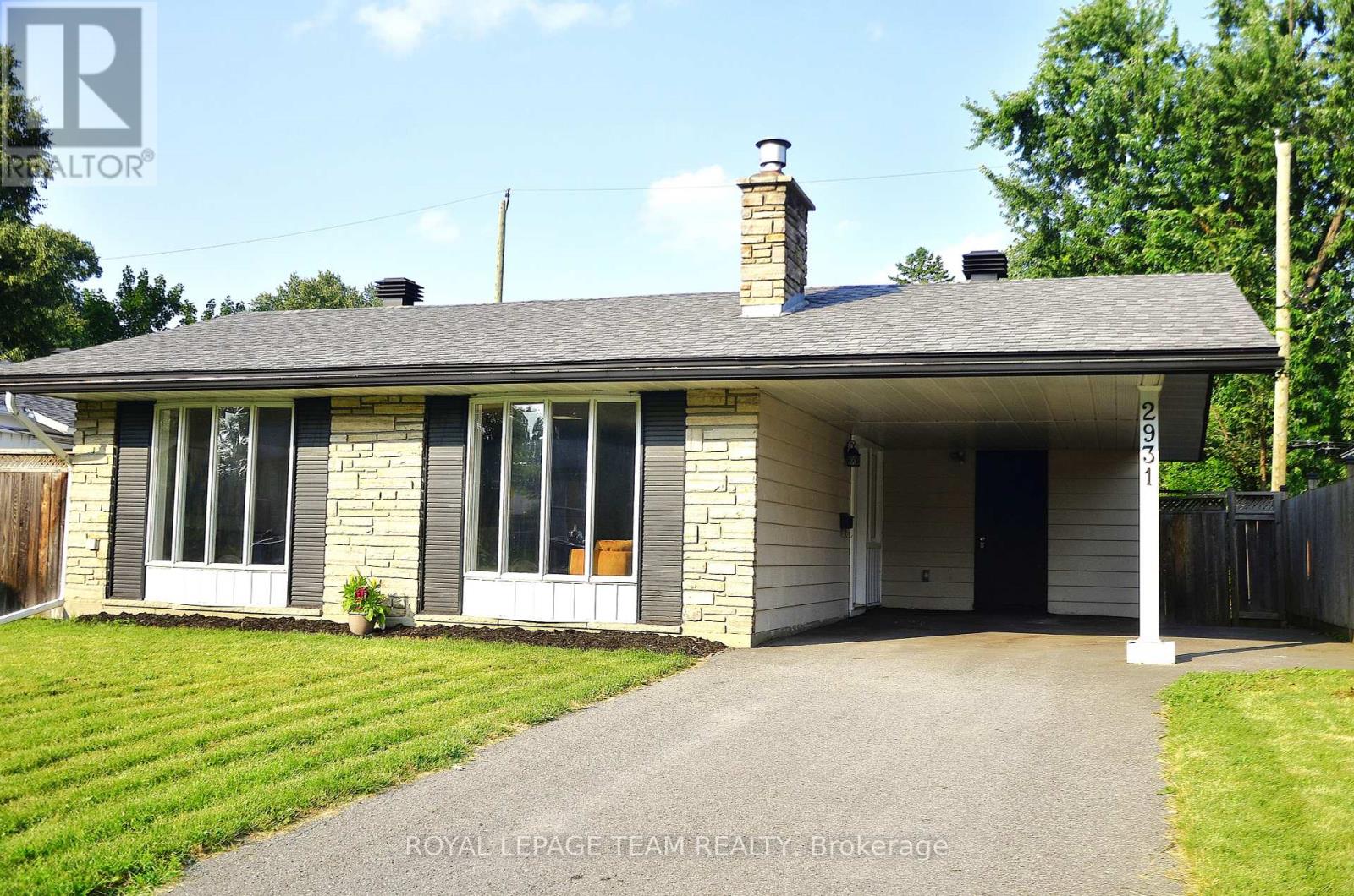 Property at 2931 SOUTHMORE DRIVE E image 2