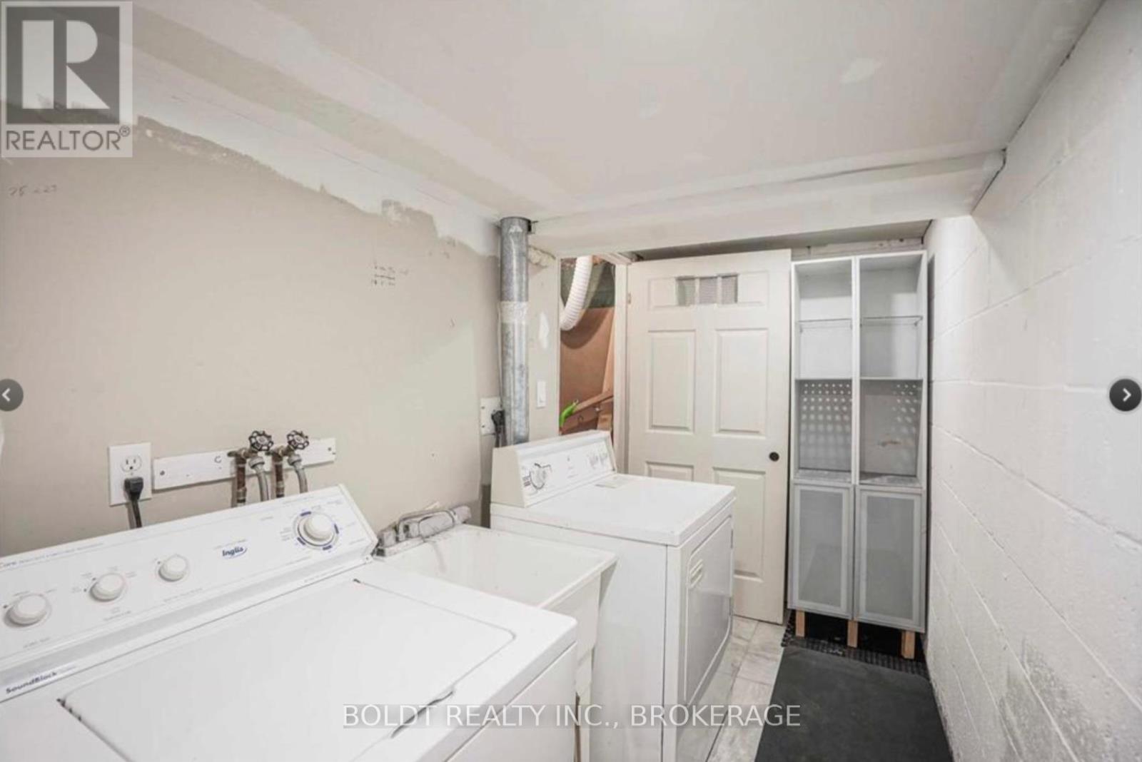61 Bradley Street, St. Catharines, Ontario  L3T 1R5 - Photo 18 - X12288590