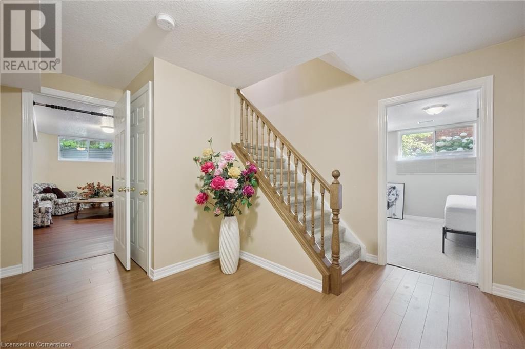 576 Royal Beech Drive, Waterloo, Ontario  N2T 1Z8 - Photo 32 - 40751322