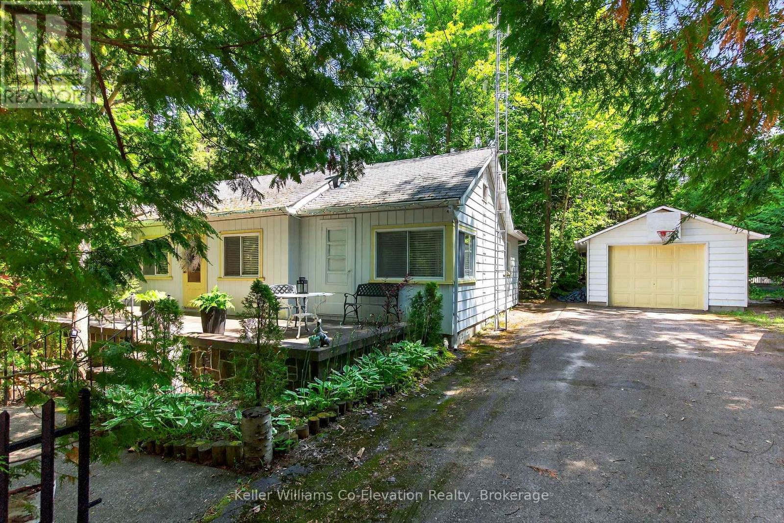 Property at 19 EVANS DRIVE image 2