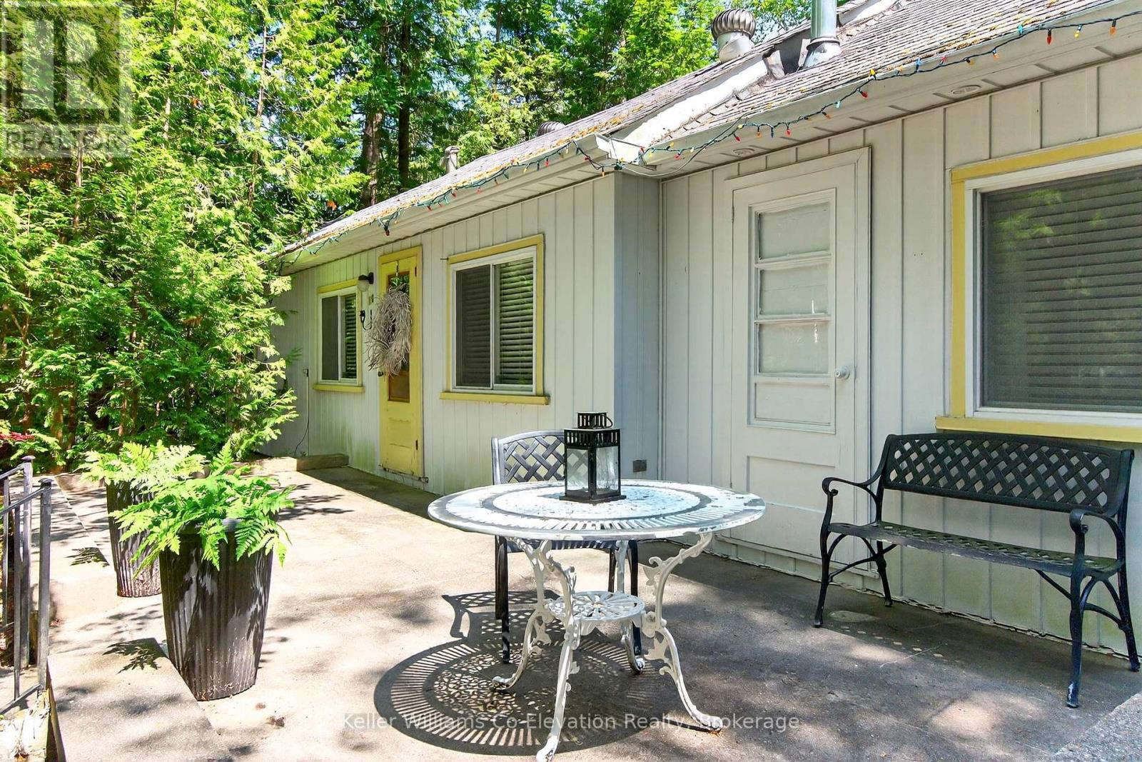 Property at 19 EVANS DRIVE image 3