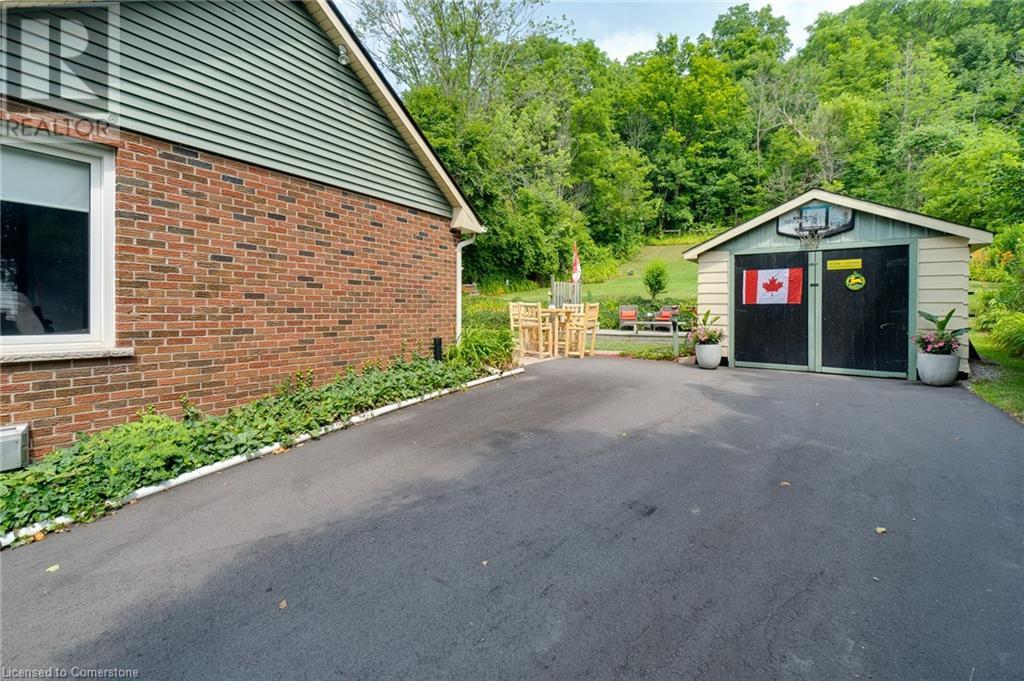 Property at 44 PARKSIDE Avenue image 4