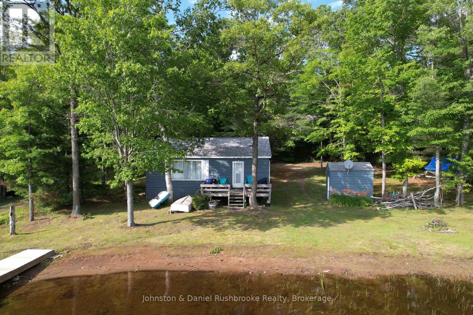 4 - 1102 Ridge Road, Muskoka Lakes, Ontario  P0C 1M0 - Photo 1 - X12288712