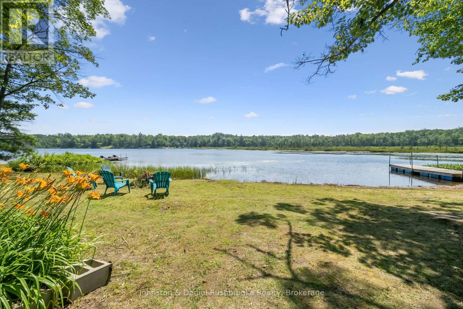 4 - 1102 Ridge Road, Muskoka Lakes, Ontario  P0C 1M0 - Photo 3 - X12288712
