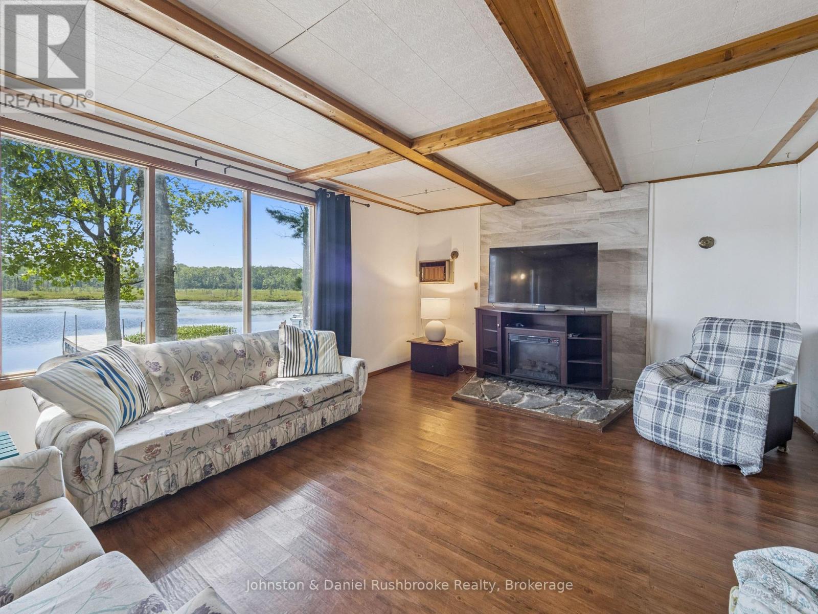 4 - 1102 Ridge Road, Muskoka Lakes, Ontario  P0C 1M0 - Photo 8 - X12288712