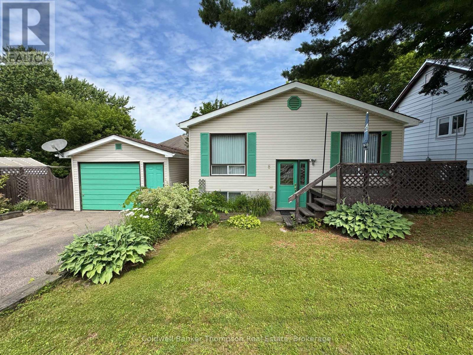8 Yonge Street S, Huntsville, Ontario  P1H 1W7 - Photo 4 - X12288771