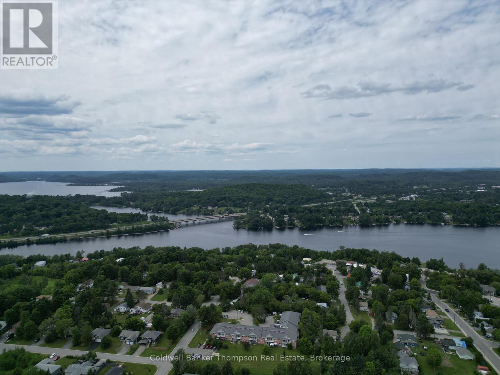 8 Yonge Street S, Huntsville, Ontario  P1H 1W7 - Photo 6 - X12288771