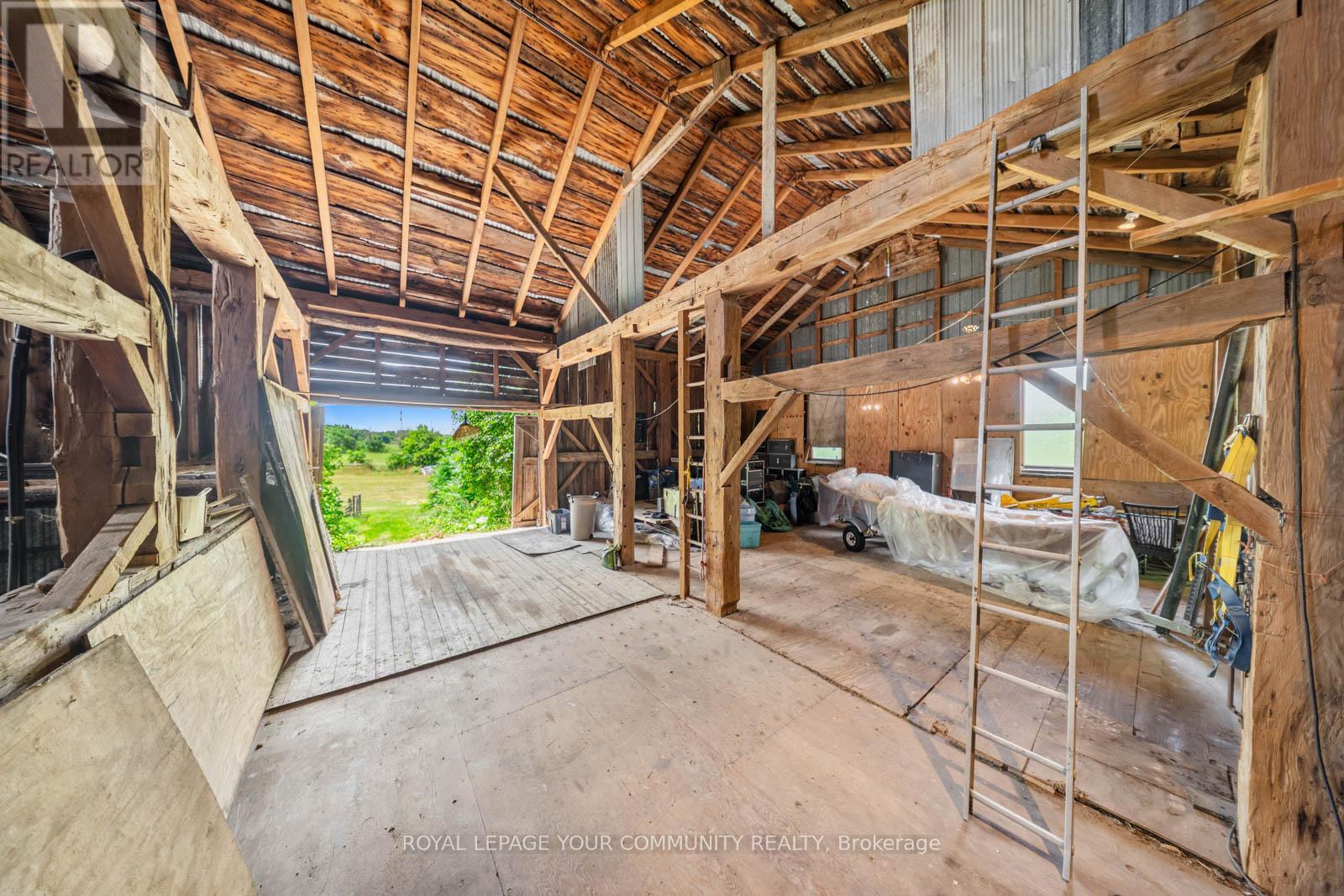 152 Confederation Street, Halton Hills, Ontario  L7G 4S8 - Photo 13 - W12288530