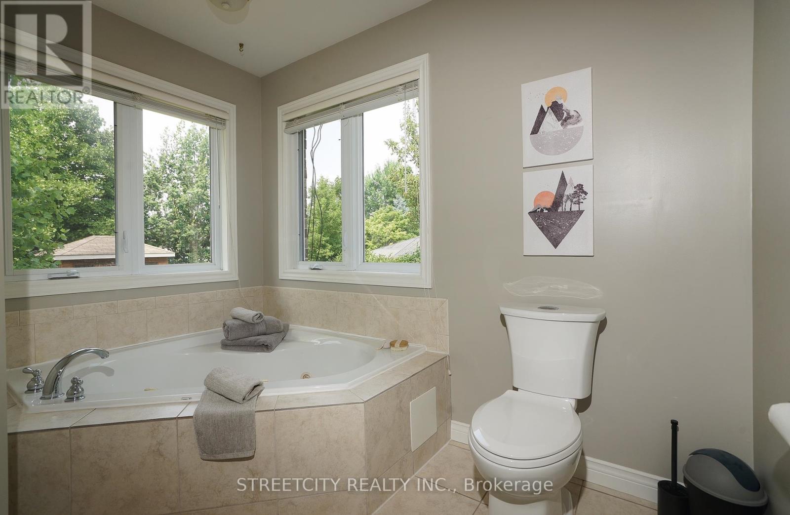1861 Louise Boulevard, London North, Ontario  N6G 5G2 - Photo 22 - X12288344