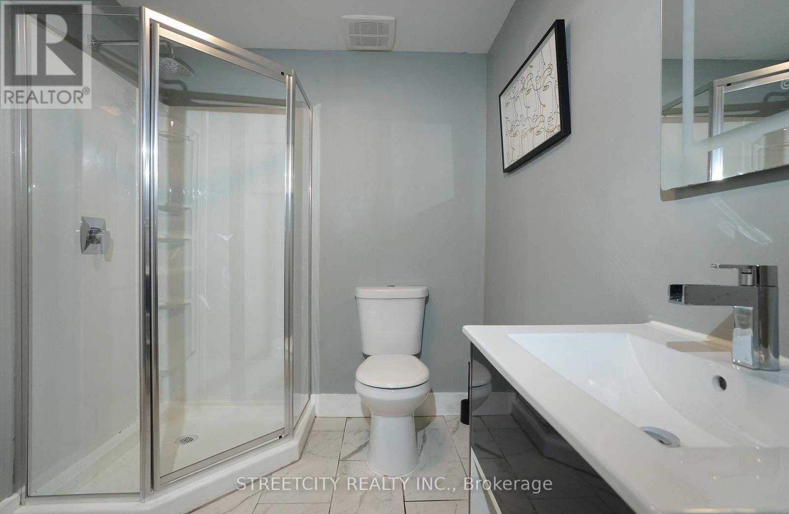 1861 Louise Boulevard, London North, Ontario  N6G 5G2 - Photo 36 - X12288344