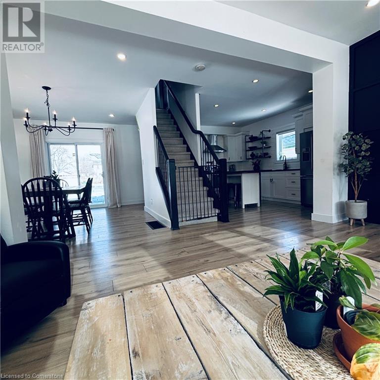 10 Pearl Street, Tillsonburg, Ontario  N4G 1L3 - Photo 11 - 40750075