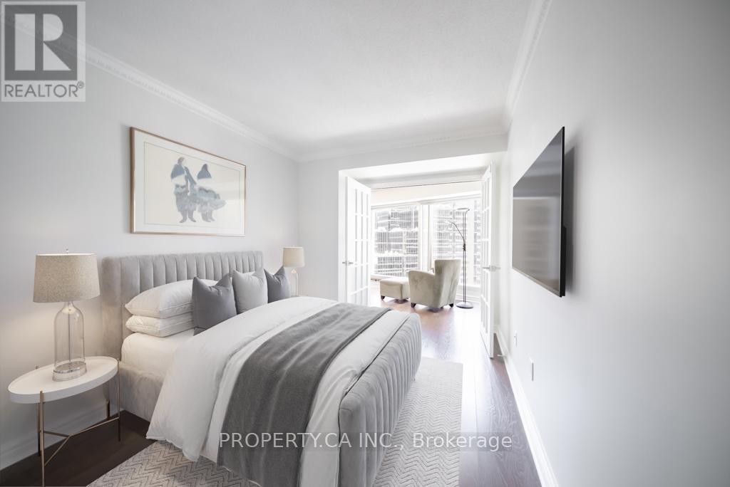 1407 - 33 University Avenue, Toronto, Ontario  M5J 2S7 - Photo 25 - C12287895