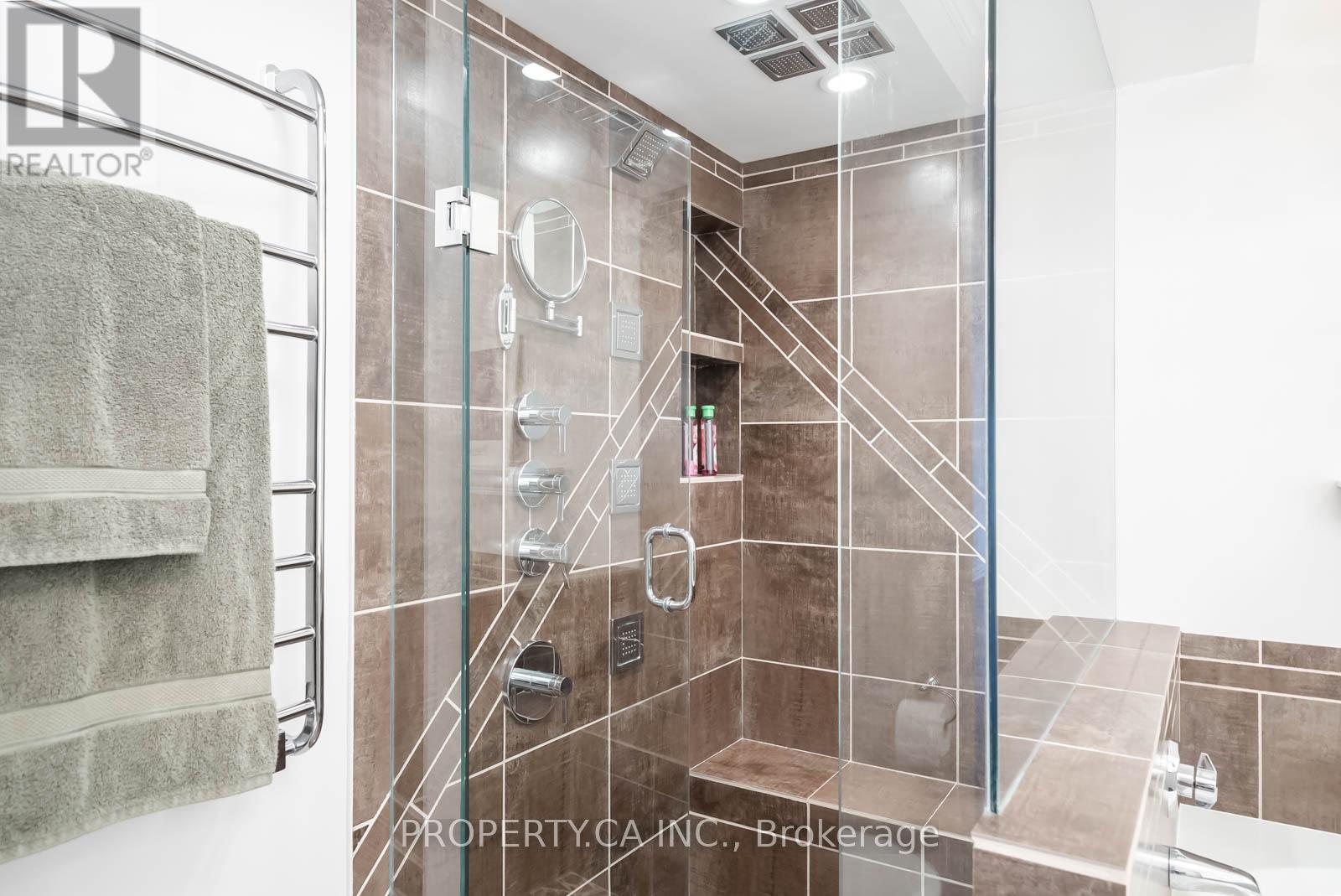 1407 - 33 University Avenue, Toronto, Ontario  M5J 2S7 - Photo 21 - C12287895