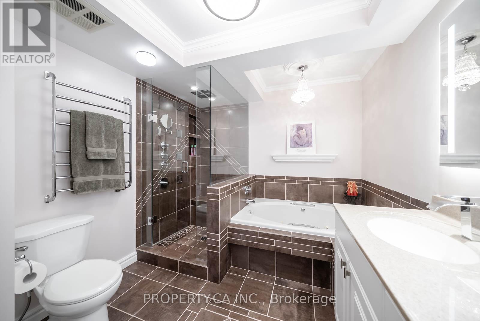 1407 - 33 University Avenue, Toronto, Ontario  M5J 2S7 - Photo 20 - C12287895