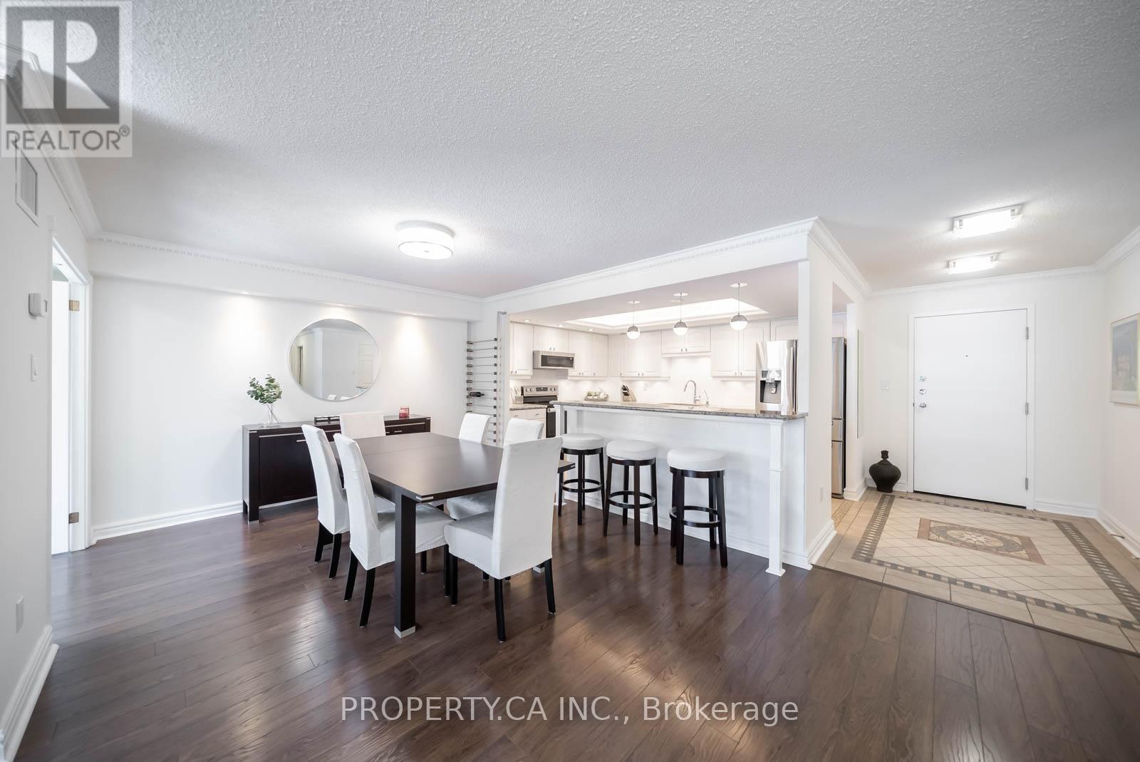 1407 - 33 University Avenue, Toronto, Ontario  M5J 2S7 - Photo 3 - C12287895