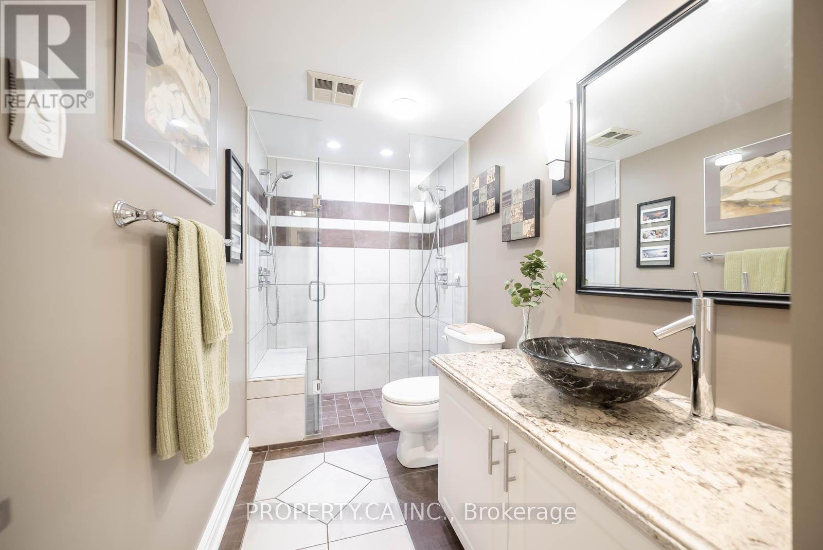 1407 - 33 University Avenue, Toronto, Ontario  M5J 2S7 - Photo 26 - C12287895